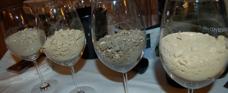 Eloro Pachino il (vero) terroir del Nero d’Avola? Scopriamo cosa potrebbe rappresentare il Nero d’Avola per la Sicilia, ovvero non solo un vino modaliolo e accattivante da aperitivo (sob) ma un perfetto interprete del terroir siciliano, o almeno...