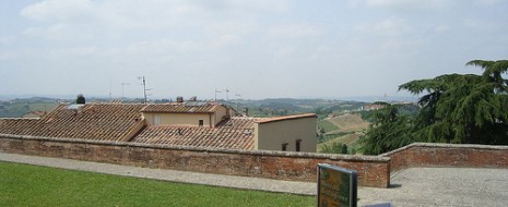 Biodinamica a Cerreto Guidi: Fregoni e il Terroir, Fabio Picchi e la zappa, Luca Maroni e l’integrità del vino frutto, l’atteso confronto sui costi Seconda edizione del Convegno di Cerreto Guidi sulla Viticoltura Biodinamica e l’impressione netta è che qualcosa si sia davvero messo in moto. E non stiamo parlando della qualità dei vini...