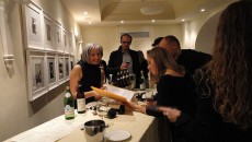 Dal Monviso e le Langhe fino a Firenze la magia del Barolo viaggia con Milena Vajra Davvero deliziosa la presenza di Milena Vajra al seguito dei suoi vini che dalle Langhe hanno incantato i presenti al Savoy durante God Save The Wine, e non solo ovviamente...