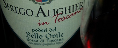 Serego Alighieri Bello Ovile in Toscana IGT 2007 Il vino che rappresenta il ritorno fisico degli Alighieri a lavorare e produrre in Toscana è un (teoricamente) Montecucco e si sente nel bene con il ciliegiolo a dare una...