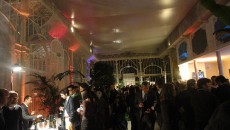 Serata particolare, ricca di incontri e di persone in stato di grazia, piena dello spirito primaverile e dell’ottimismo che ci deve contagiare in questi giorni. La Firenze del vino si...