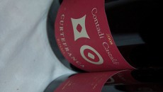 Contadi Castaldi Rosso 2008 Curtefranca DOC Ultima annata di produzione per questo rosso in terra storicamente di rossi (ricordiamo che la vocazione alla bollicina della Franciacorta è recentissima – dal 1961). Uvaggio particolare con cabernet e...