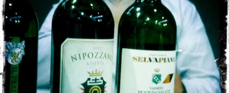 Chianti Rufina talk show #vinitaly: Nipozzano Frescobaldi, Selvapiana e Il Prato Ultima session nel nostro salottino del Chianti Rufina, ripartiamo dall’inizio ovvero da Firenze andando verso il paese di Rufina e incontriamo tre aziende una accanto all’altra, con Lamberto Frescobaldi di...