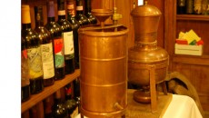 Durante la serata dello scorso venerdì abbiamo avuto il piacere di ospitare l’Istituto Tutela Grappa Trentina e alcuni loro esponenti, maestri distillatori ma anche grandi comunicatori come Gianfranco Chiomento che...