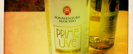 Servire al Conte una “Prime uve” ancora non era possibile (il processo per ottenerla è stato messo appunto solo nel 1984) ma sicuramente i distillati di pregio avevano il loro...