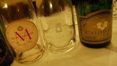 Champagne Collard Picard Dom Picard Un millesimo non dichiarato 100% chardonnay che mette in mostra grazia e delicatezza e un savoir fair straordinario nel gestire l’uva bianca proviente solo dai vigneti di proprietà a Mesnil...