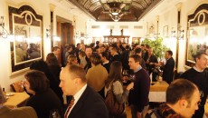 God Save The Vinitaly! Ogni giorno alle 17:30 pad 8 stand C 1 con Champagne e bollicine per i nostri amici Dopo quasi venti edizioni di God Save The Wine a Firenze e dintorni non potevamo mancare l’appuntamento con Verona e Vinitaly e abbiamo accettato al volo l’invito di Riccardo Gabriele...