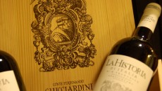 Grande e azzeccata etichetta e Merlot in prevalenza per questo vino che prende spunto dall’avo storico di Ferdinando Guicciardini (il primo a pubblicare una storia d’Italia) ma che in azienda...