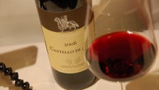 L’ingresso delle uve internazionali nel Castello di Ama Chianti Classico Riserva 2008 Un “esordio” particolare per un vino che tutti conosciamo ma che assume nuova veste e nuova tipologia pur rimanendo lo stesso. Con il nuovo regolamento sulle Riserve del Chianti Classico...