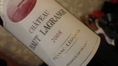 Uno Chateau in posizione invidiabile tra Larrive Haut Brion e Malartic Lagravière, una zona coltivata almeno dal 1850, 8 ettari divisi tra bianchi e rossi su terreni eccezionalmente drenanti, maturità...