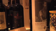 Dal tramonto all’alba, tutte le sfumature del Sangiovese al Castello di Verrazzano, mini lezione sul colore con Luigi Cappellini Nel Chianti Classico i colori, anche solo restando in “casa ” Sangiovese sono mutevoli e bellissimi come quelli del cielo dal tramonto fino quasi all’alba. Dal rosato molto accesso di...