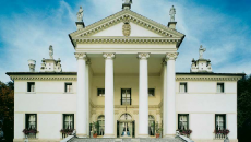 Tra le aziende più in vista del panorama del Prosecco, la Casa vinicola di Crocetta del Montello (Treviso) della famiglia  Moretti Polegato (con sede nella bellissima villa palladiana che campeggia...