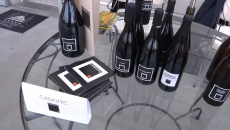 I profumi della Maremma nei vini di Casavyc a God Save The Wine con Andrea Gori e Viviana Filocamo sulla terrazza di Villa La Vedetta e non solo rossi ma...