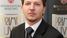 &nbsp; E’ Daniele Arcangeli il miglior sommelier della Toscana 2012 ed è un trionfo tutto versiliese in quanto Daniele è sommelier al rinato Principe del Forte dei Marmi …e uno...
