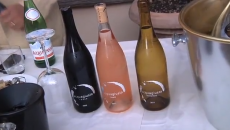 Tra i vini più ingiustamente sottovalutati del panorama rosato quello prodotto a Castiglion della Pescaia da Tenuta la Badiola, incantevole vigneto a ridosso del L’Andana, posto ideale per passare questo...
